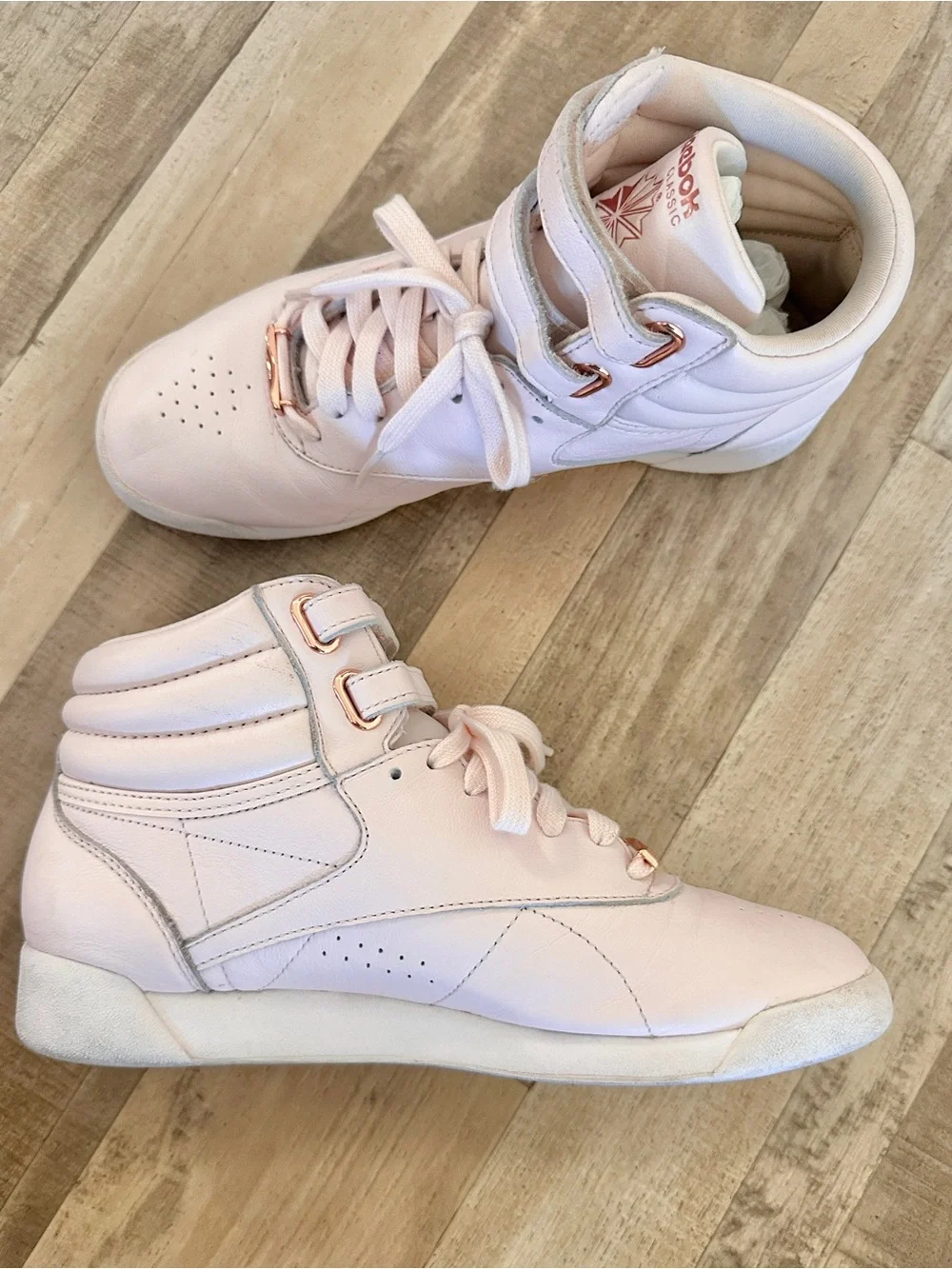 Reebok Freestyle Hi Muted Pale Pink High-Top Sneakers Women's 7
